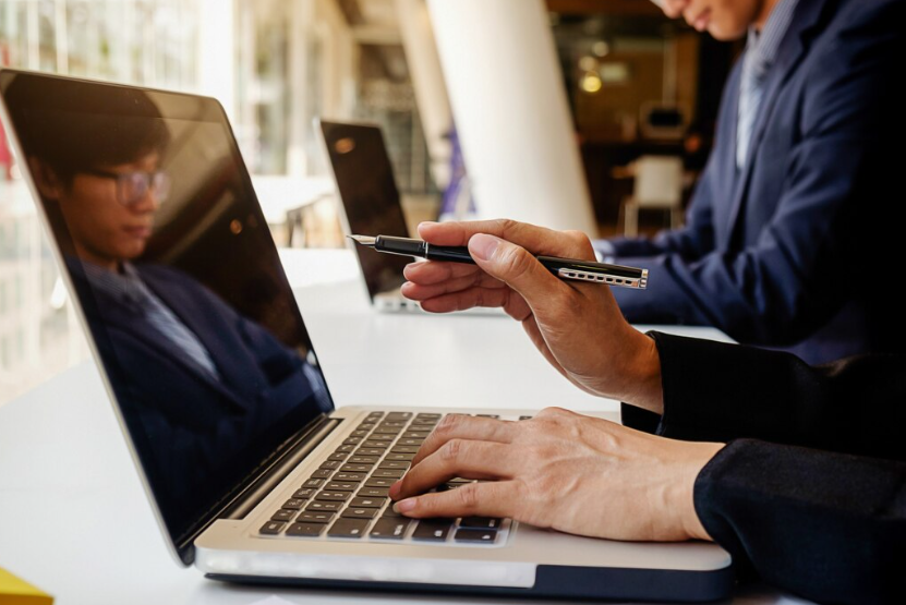Come vendere servizi b2b online: strategie di lead generation